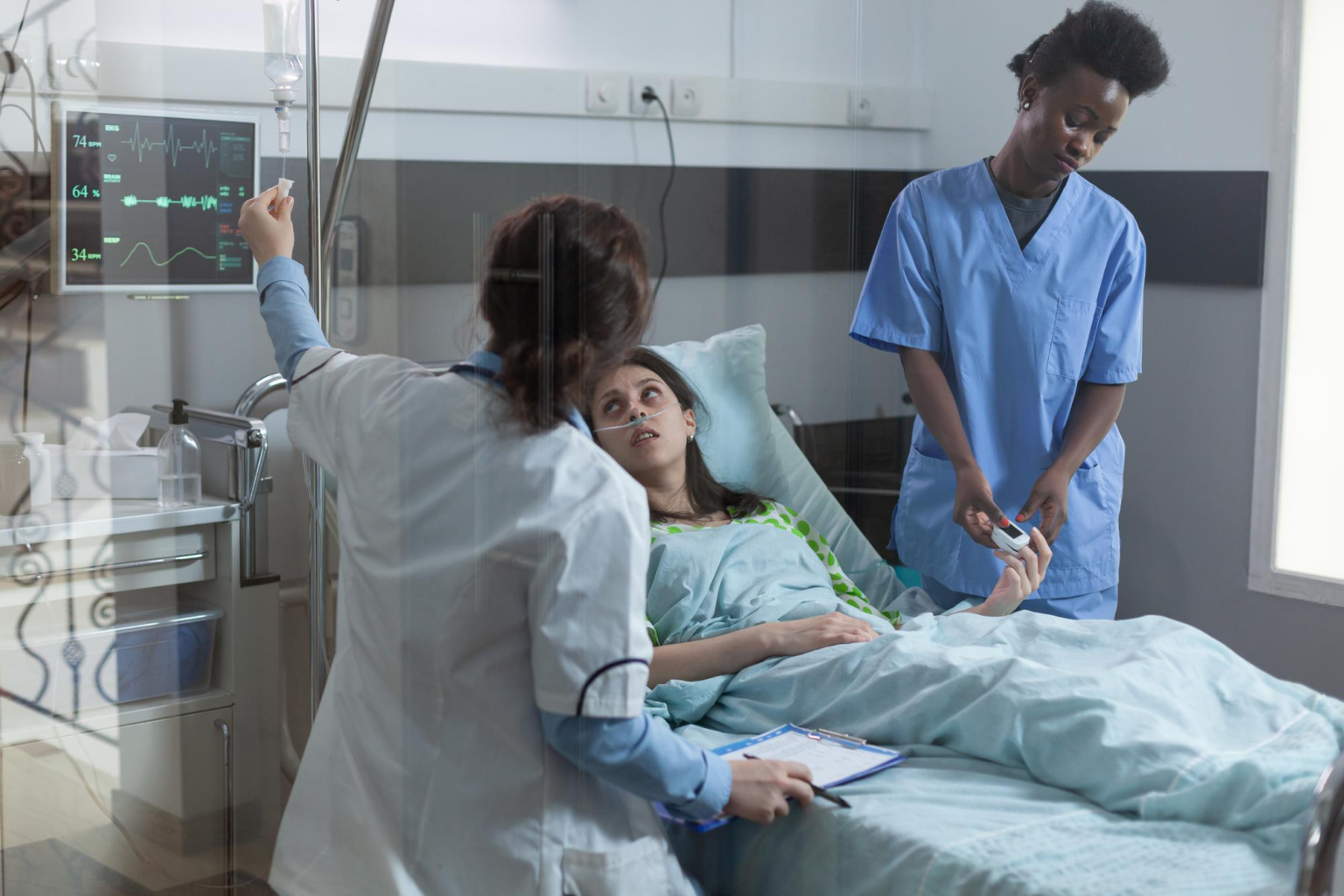 10 Communication Challenges In The ER And How To Overcome Them - HosTalky